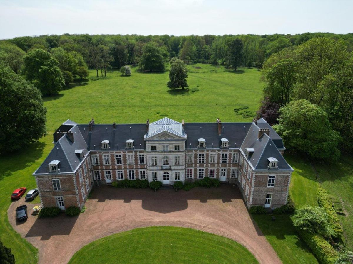 Chambres D'Hotes & Gites Du Chateau De Grand Rullecourt Exterior photo