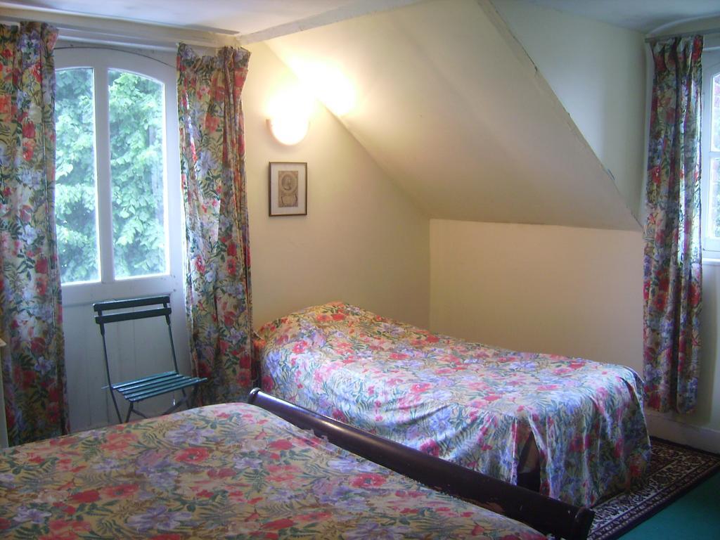 Chambres D'Hotes & Gites Du Chateau De Grand Rullecourt Room photo