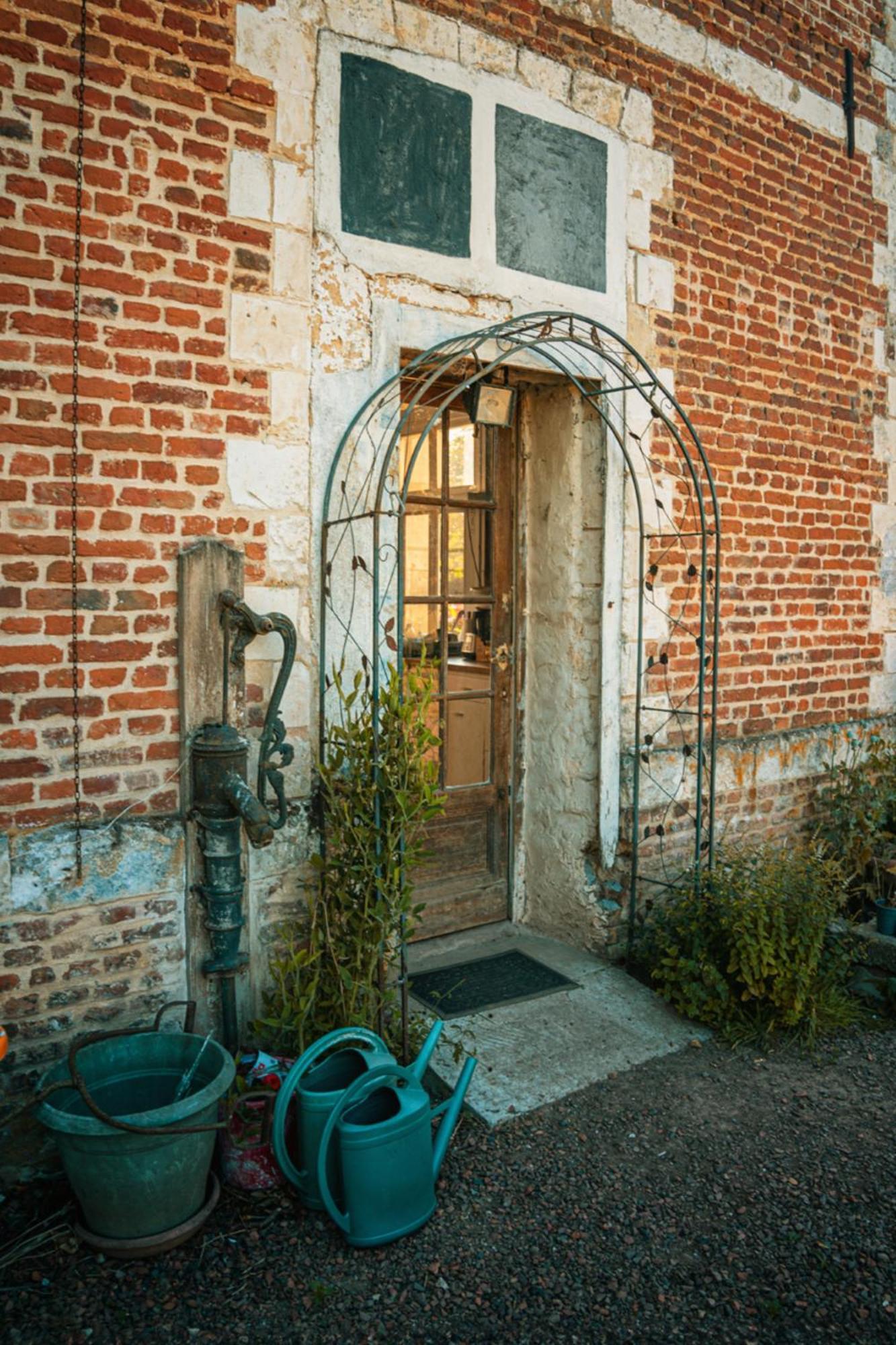 Chambres D'Hotes & Gites Du Chateau De Grand Rullecourt Exterior photo