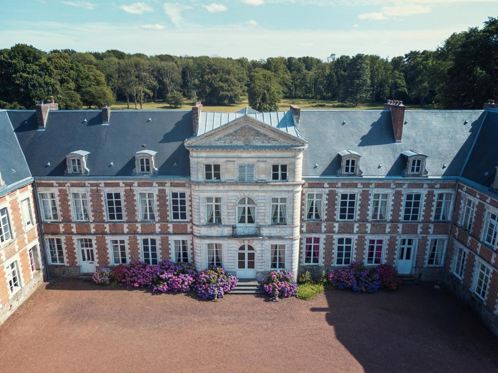 Chambres D'Hotes & Gites Du Chateau De Grand Rullecourt Exterior photo